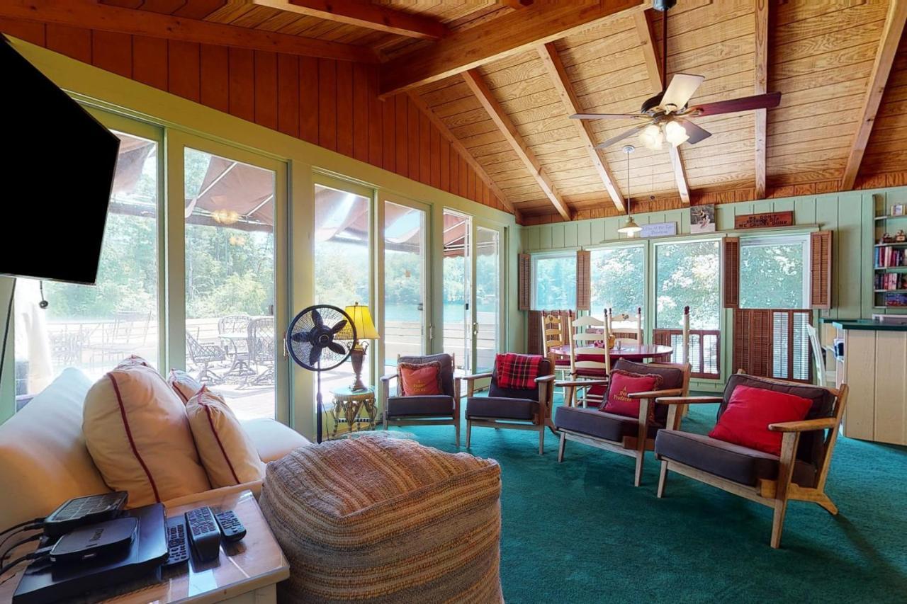 On The Lake - Guest House Lakemont Exterior photo